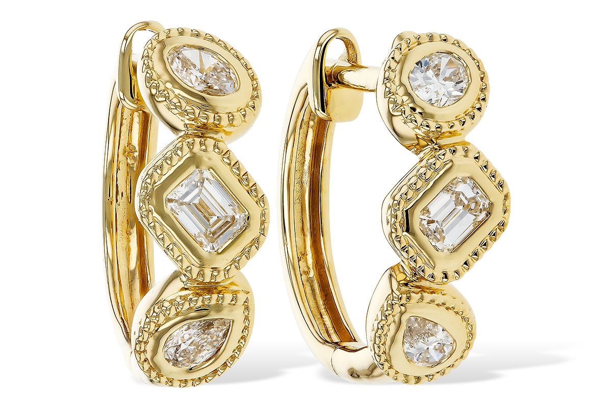 B284-34716: EARRINGS .42 TW FANCY CUT DIAS