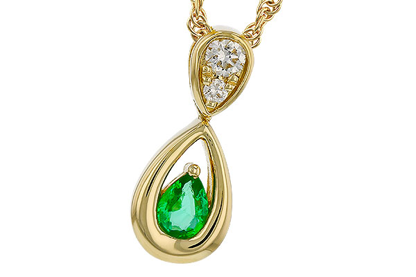 H284-31052: NECKLACE .10 EMERALD .16 TGW (4x3 EMER)